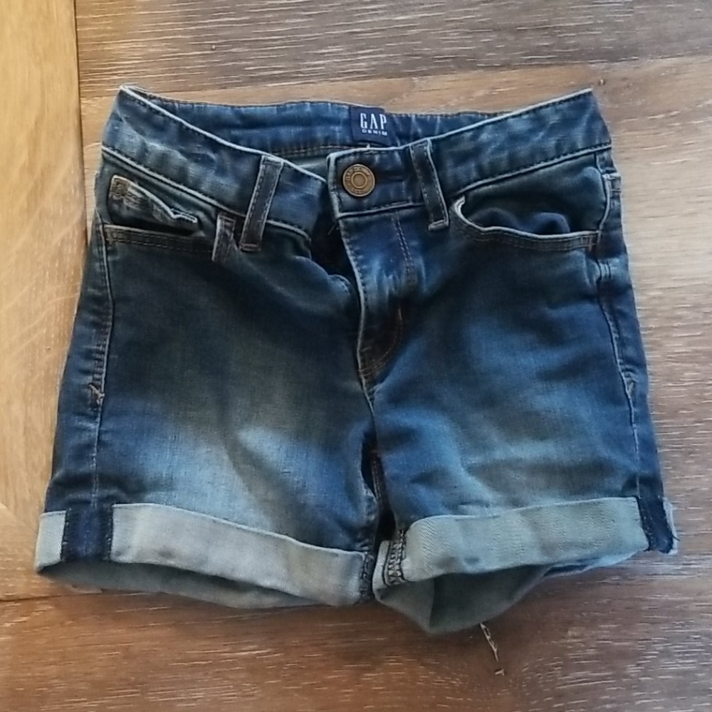 Gap girls jean shorts size 7 regular